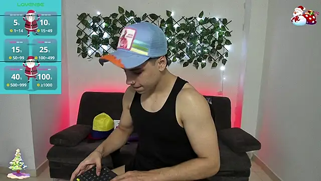 jonathanjoestar  online show from 12-15-24, 09:09