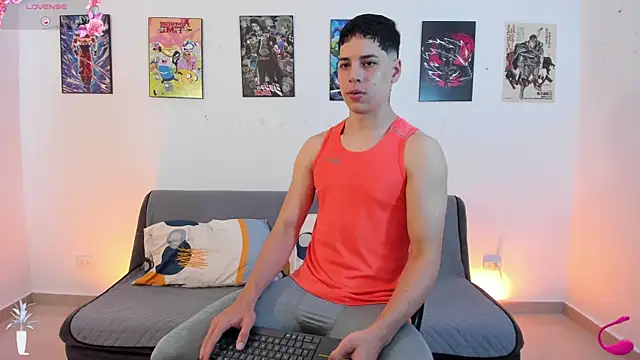 jonathanjoestar  online show from 11-11-25, 09:04