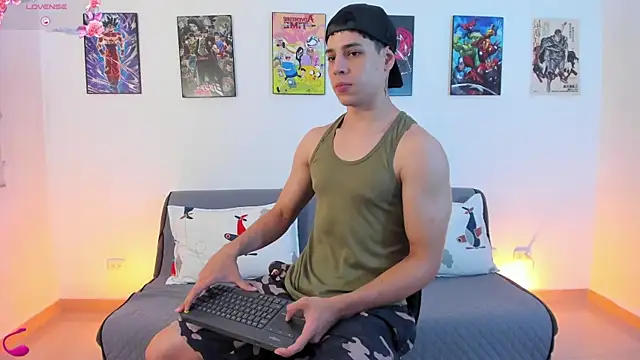 jonathanjoestar  online show from 01-08-26, 09:39