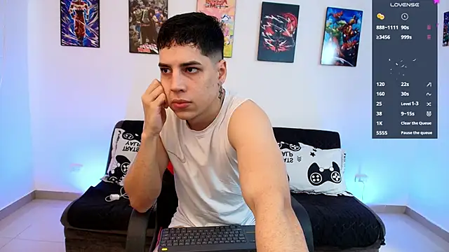 jonathanjoestar  online show from 06-12-26, 08:41