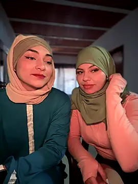 Snapshot of lalilamassu1 chatting on 09-15-25, 09:26 lalilamassu1 online show from 09-15-25, 09:26