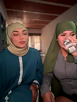 Snapshot of lalilamassu1 chatting on 09-23-25, 08:45 lalilamassu1 online show from 09-23-25, 08:45