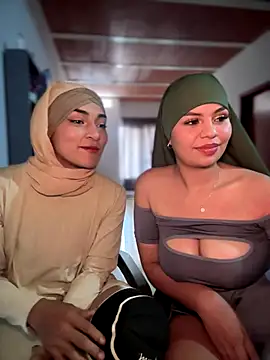 Snapshot of lalilamassu1 chatting on 09-25-25, 03:16 lalilamassu1 online show from 09-25-25, 03:16