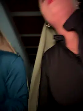 Snapshot of lalilamassu1 chatting on 09-27-25, 03:22 lalilamassu1 online show from 09-27-25, 03:22