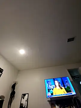 Just2much online show from 10-20-25, 12:05