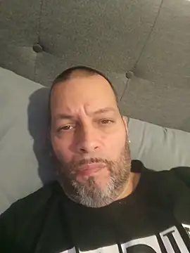 Just2much online show from 02-09-26, 01:15