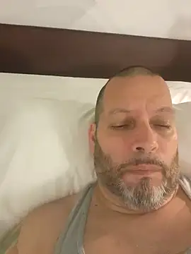 Snapshot of Just2much chatting on 02-19-26, 02:51 Just2much online show from 02-19-26, 02:51