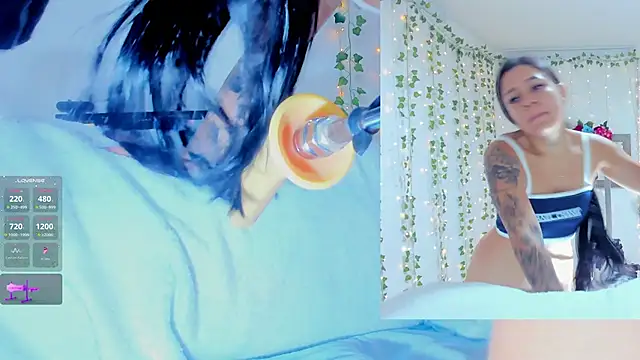 Tiffanny Love  online show from 10-23-25, 07:51