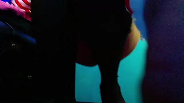 kuromi69 online show from 12-24-24, 05:27