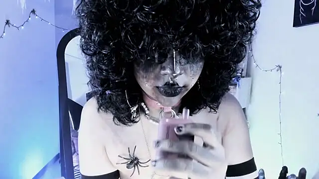 Snapshot of kuromi69 chatting on 02-11-26, 06:29 kuromi69 online show from 02-11-26, 06:29