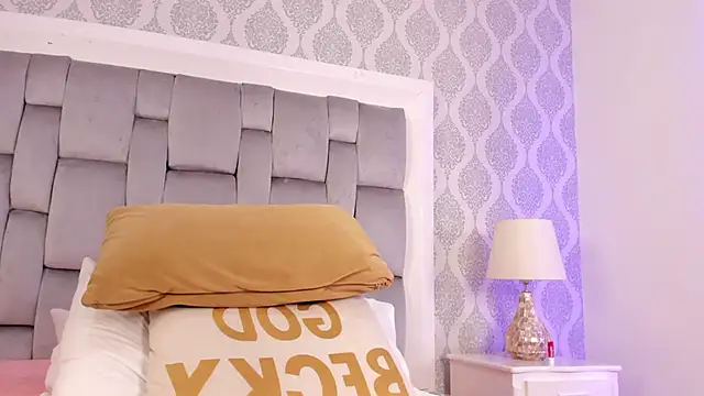 Sara  Williams online show from 03-21-25, 04:06