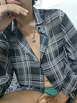 Angel Anamika online show from 10-27-25, 03:10