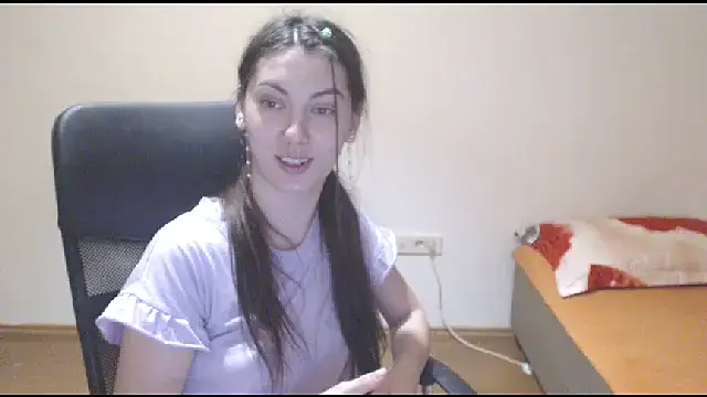 Snapshot of CuteJollie4U chatting on 12-06-24, 02:02 CuteJollie4U online show from 12-06-24, 02:02