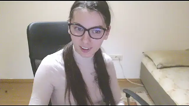 Snapshot of CuteJollie4U chatting on 03-21-25, 09:12 CuteJollie4U online show from 03-21-25, 09:12