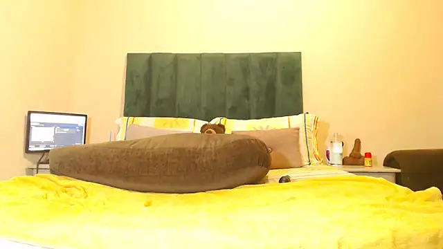 Snapshot of sexybigasss chatting on 02-14-26, 06:21 sexybigasss online show from 02-14-26, 06:21