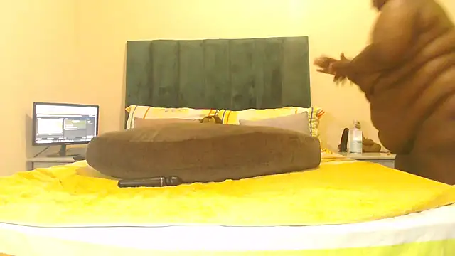 Snapshot of sexybigasss chatting on 02-20-26, 09:21 sexybigasss online show from 02-20-26, 09:21