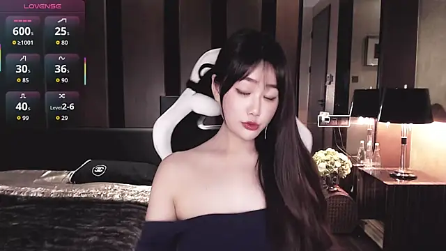 Snapshot of Cartier-__Daji- chatting on 04-05-26, 03:26 Cartier- Daji- online show from 04-05-26, 03:26