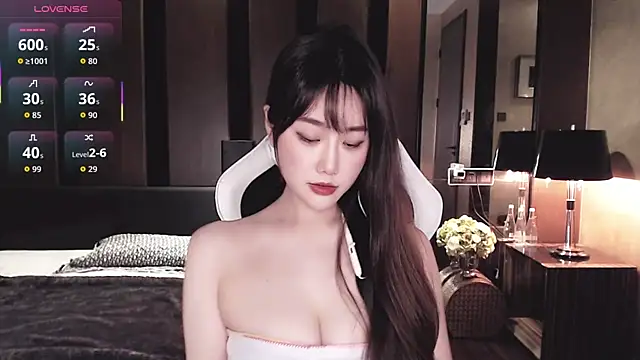 Snapshot of Cartier-__Daji- chatting on 04-10-26, 08:19 Cartier- Daji- online show from 04-10-26, 08:19