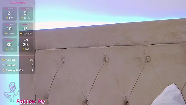 Snapshot of CelyneMay chatting on 01-29-25, 03:04 CelyneMay online show from 01-29-25, 03:04