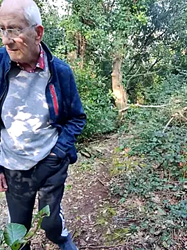 Snapshot of cutaboverest chatting on 03-20-26, 03:39 cutaboverest online show from 03-20-26, 03:39