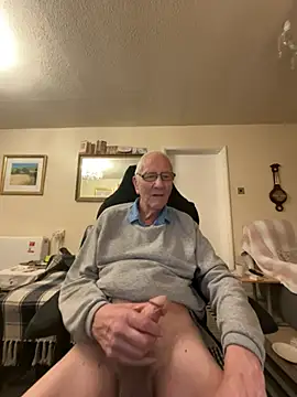 Snapshot of cutaboverest chatting on 03-21-26, 11:08 cutaboverest online show from 03-21-26, 11:08