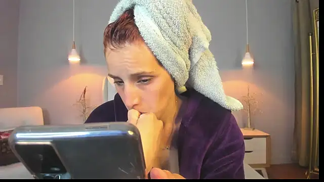 Noah King7 online show from 12-24-24, 04:11