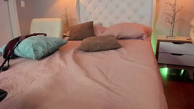 Noah King7 online show from 01-11-25, 07:28