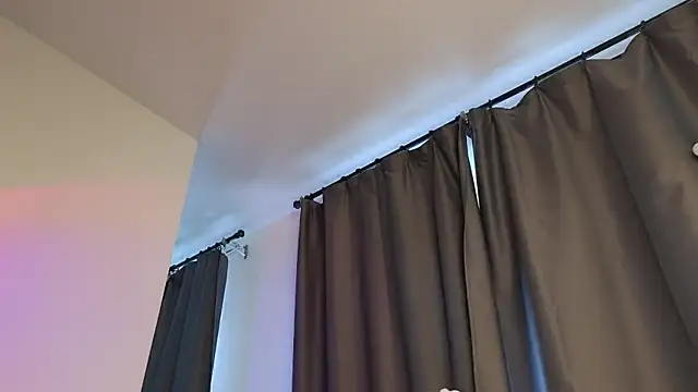 Snapshot of _eva_queen chatting on 04-28-26, 10:53 eva queen online show from 04-28-26, 10:53