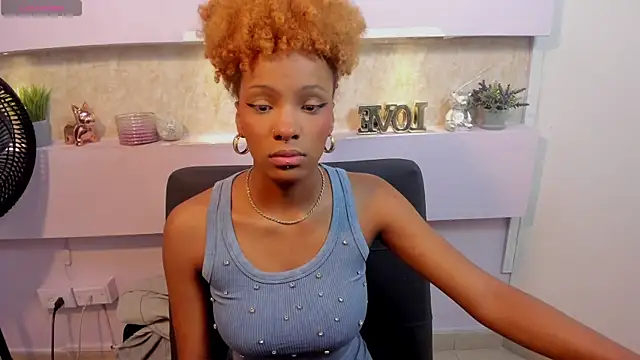 LiannaDixon online show from 12-27-24, 02:01