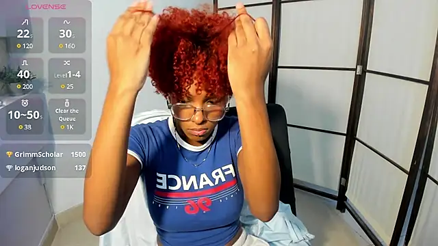 LiannaDixon online show from 01-12-25, 05:33