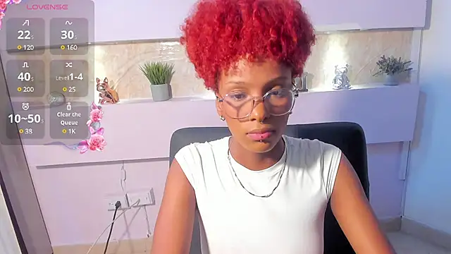 LiannaDixon online show from 01-13-25, 01:49