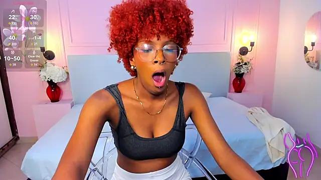 LiannaDixon online show from 01-31-25, 05:21