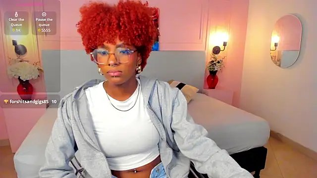 LiannaDixon online show from 02-06-25, 03:31