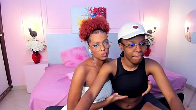 LiannaDixon online show from 02-08-25, 01:22