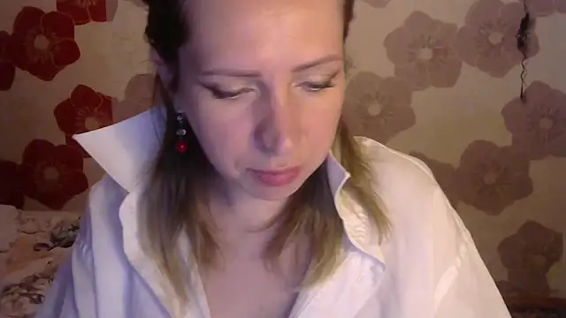 Queen Daenerys online show from 09-25-25, 02:10