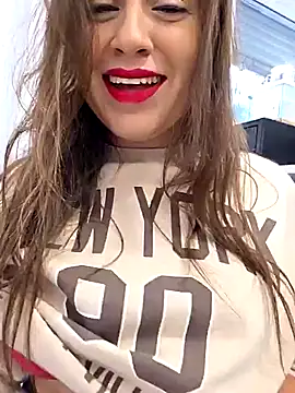 GatitaXD27 online show from 10-19-25, 09:21