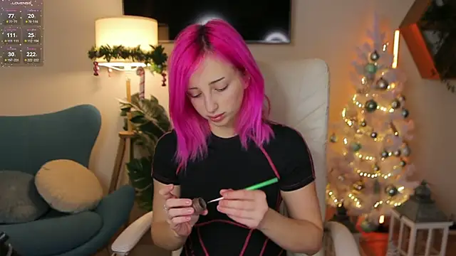 Selena Lily online show from 12-14-24, 09:18