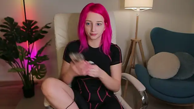 Selena Lily online show from 01-25-25, 01:19