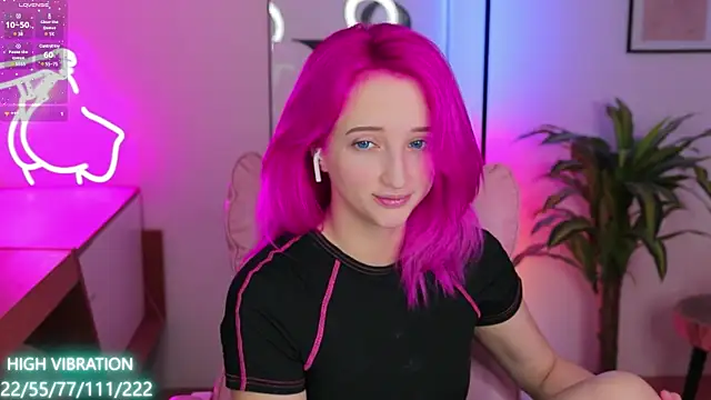 Selena Lily online show from 01-30-25, 04:24