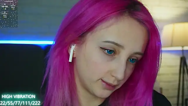 Selena Lily online show from 03-15-25, 10:44