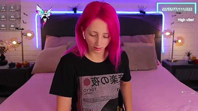 Selena Lily online show from 11-01-25, 07:21