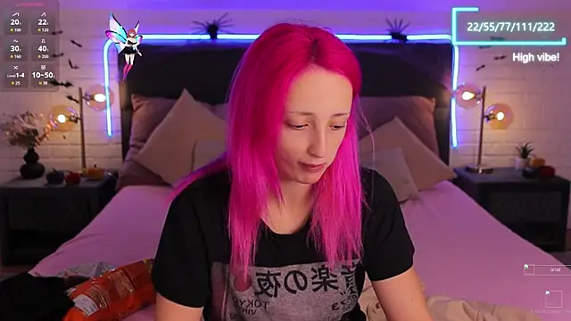 Selena Lily online show from 11-02-25, 08:11