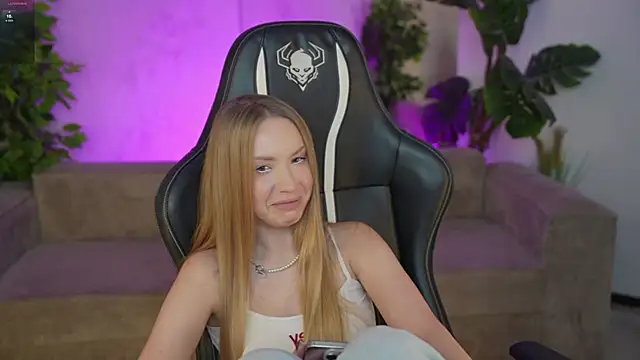 Linda054 online show from 09-26-25, 12:36