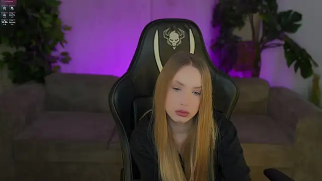 Linda054 online show from 11-02-25, 01:41