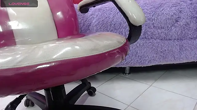 ozuna sex online show from 02-24-25, 05:20