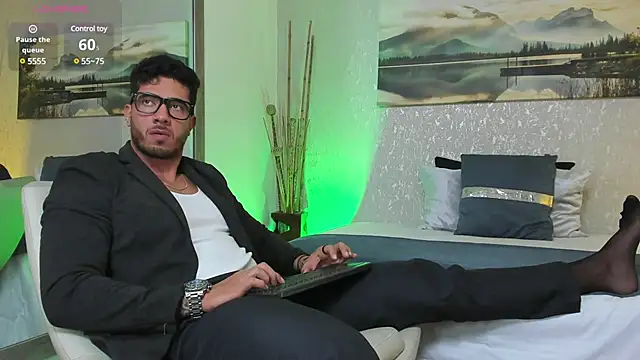 Snapshot of Nate_franco chatting on 03-19-25, 04:03 Nate franco online show from 03-19-25, 04:03