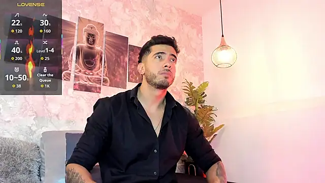 Snapshot of Nate_franco chatting on 09-20-25, 04:35 Nate franco online show from 09-20-25, 04:35