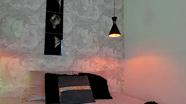 Snapshot of Nate_franco chatting on 09-24-25, 04:27 Nate franco online show from 09-24-25, 04:27