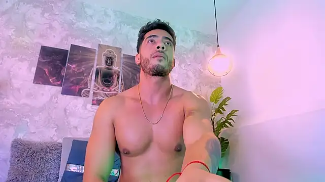 Snapshot of Nate_franco chatting on 10-01-25, 05:46 Nate franco online show from 10-01-25, 05:46