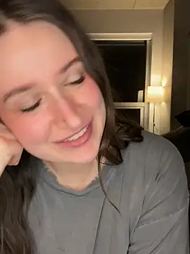 nerdynina online show from 05-06-26, 12:52
